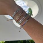 Pulsera Hilos 4 oros  dije circonita corazón