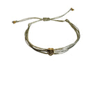 Pulsera Hilos plateada dije Circon corazón